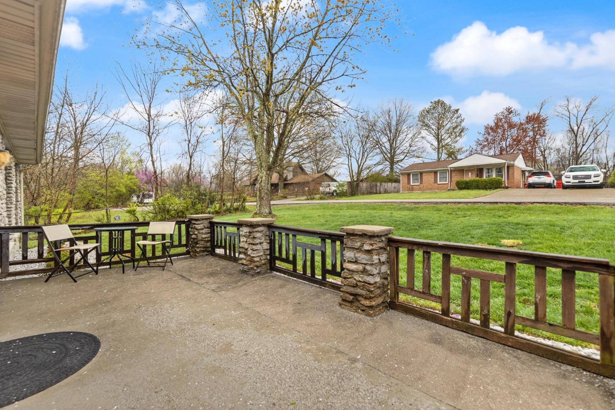 The Kentucky Bluegrass Retreat Villa Frankfort Eksteriør bilde